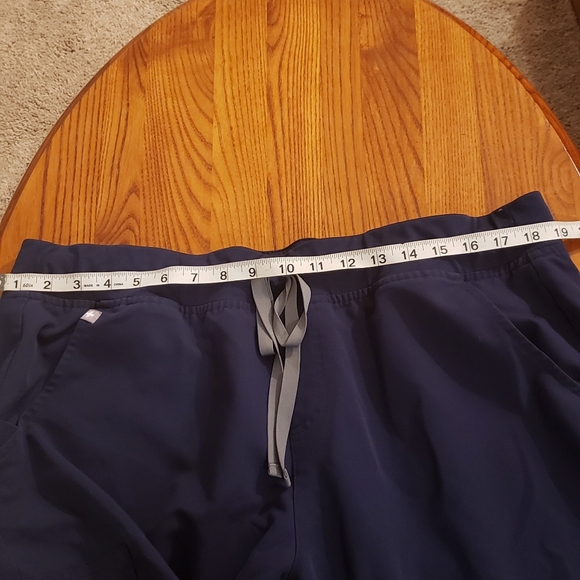 Figs navy blue scrubs set, size XXL - Picture 5 of 8